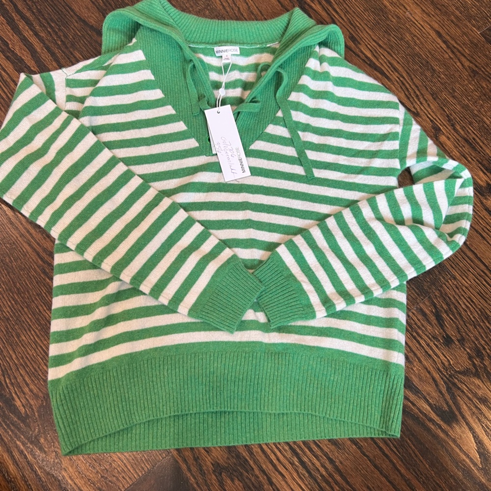 Minnie Rose Green and Cream V-Neck Sweater
